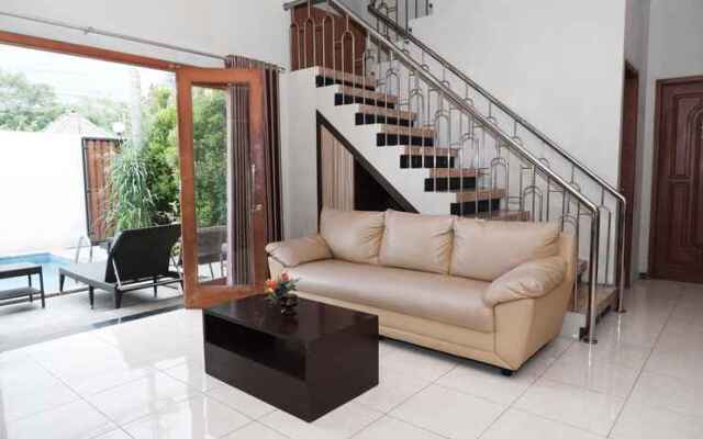 OYO 703 Omah Olin Guesthouse
