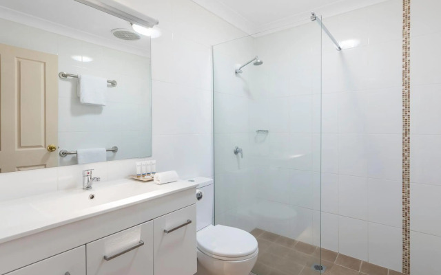 Best Western Ambassador Motor Inn & Apartments