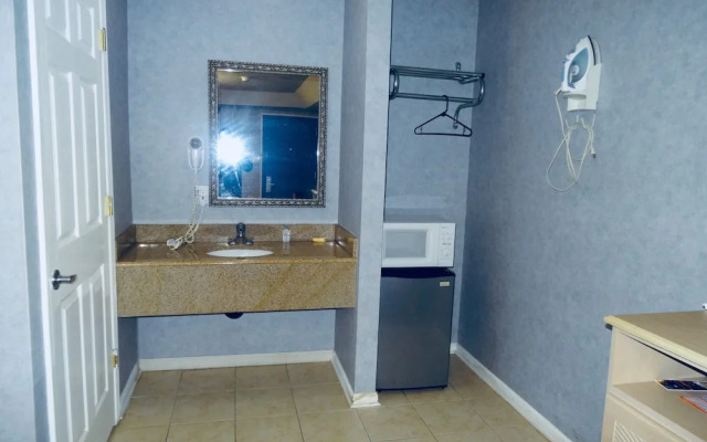 Village Inn and Suites