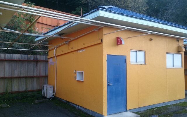 Okayama Guesthouse MOKO - Hostel