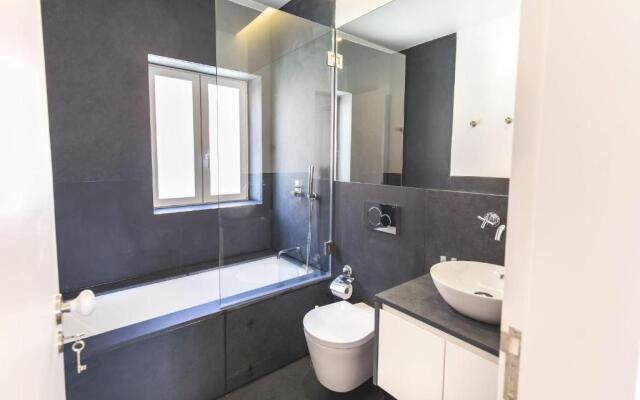 LovelyStay - Luxury Oasis in Bairro Alto