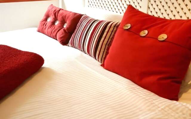 Red Rose Bed And Breakfast
