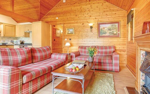 Tilford Woods Lodge Retreat