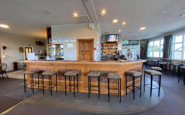 Hokitika Pioneer Hotel