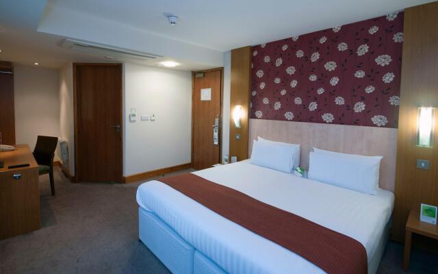 Holiday Inn Manchester-Central Park, an IHG Hotel