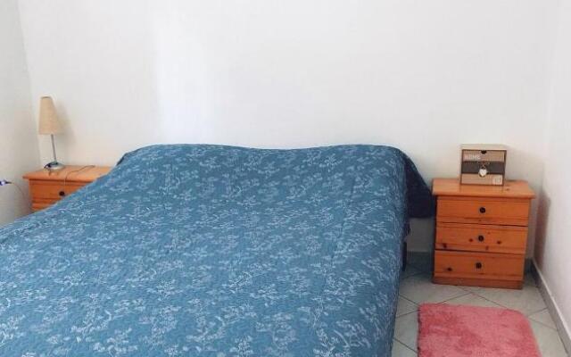 Nice homely 2-bedroom apartment close to the beach