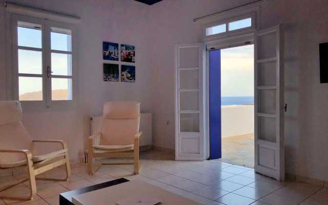 Aria Kimolos Residence