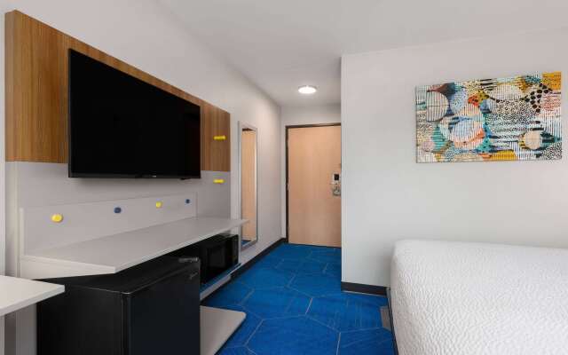 Microtel Inn & Suites by Wyndham Independence