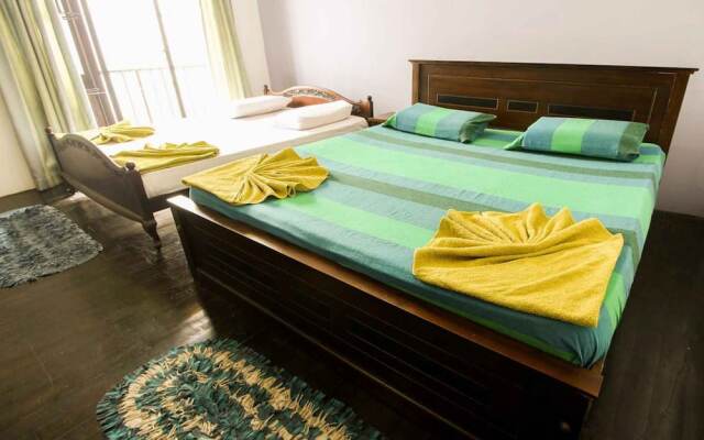 Yoho Solid Hotel Borella