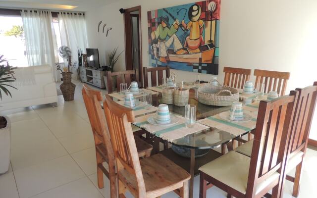 Ótima Casa com Vista para a Praia de Manguinhos