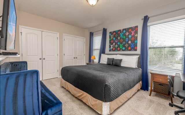 Brand New Luxury Townhome w/ Pvt Pool Close to Disney Parks by Redawning