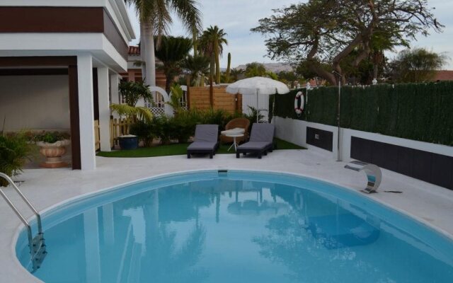 Apartamentos Lacy