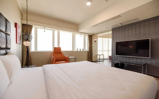 Jih Lih Hotel