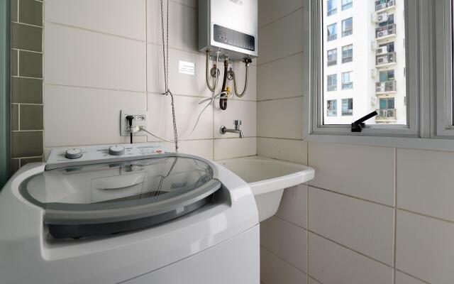 Apartamento c/ Piscina e Garagem | FL 960/520