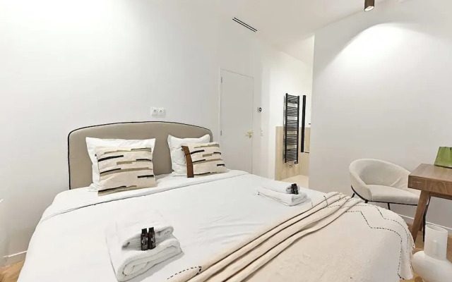 New Flat With AC Porte Maillot/arc de Triomphe