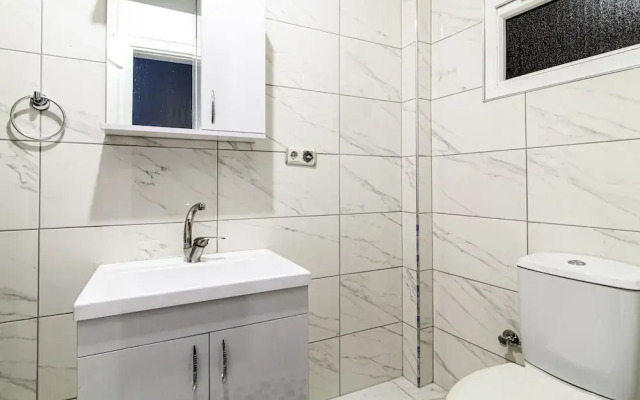 Comfy Flat With Balcony in Uskudar