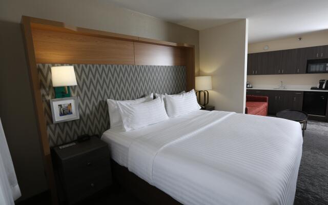 Holiday Inn Chicago North Shore by IHG