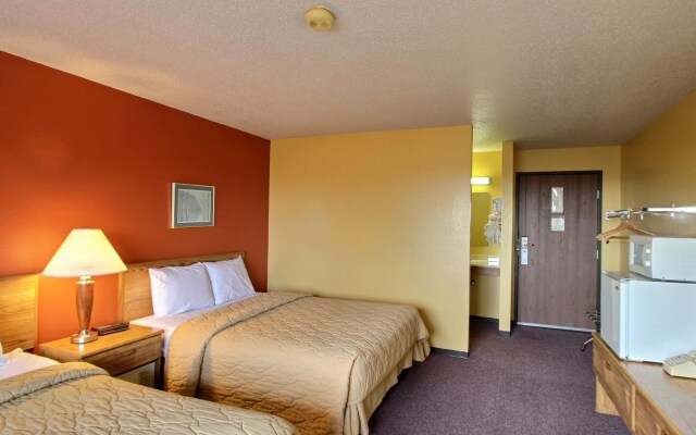 Belgium Inn & Suites