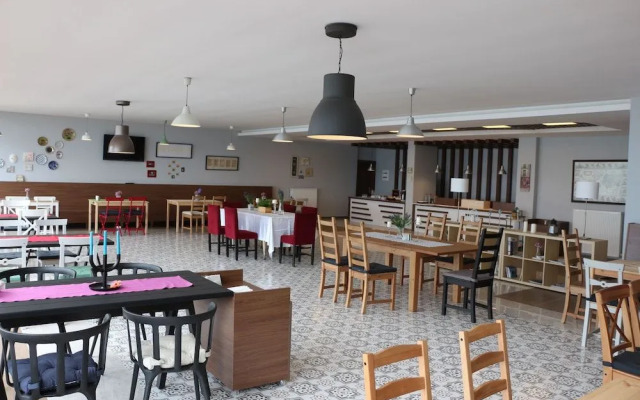 Huseyin Hotel