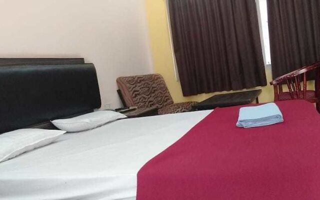 i-ROOMZ Hoysala Residency