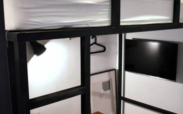 Daan Park Hotel - Hostel