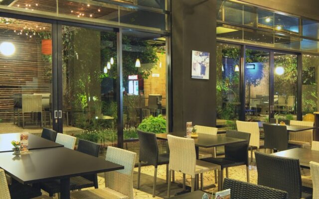 High Livin Apartment Baros