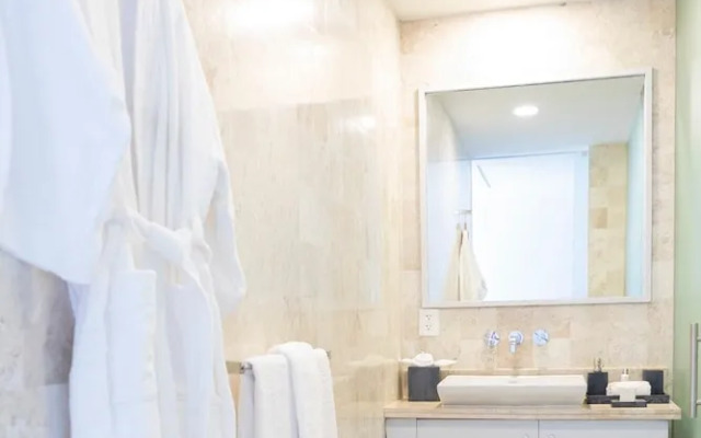 Spectacular Beachfront Garden House at Tres Mares