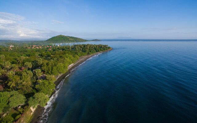 Matahari Beach Resort & Spa