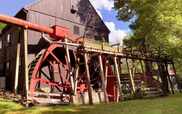 Osceola Mill Dining & Lodging