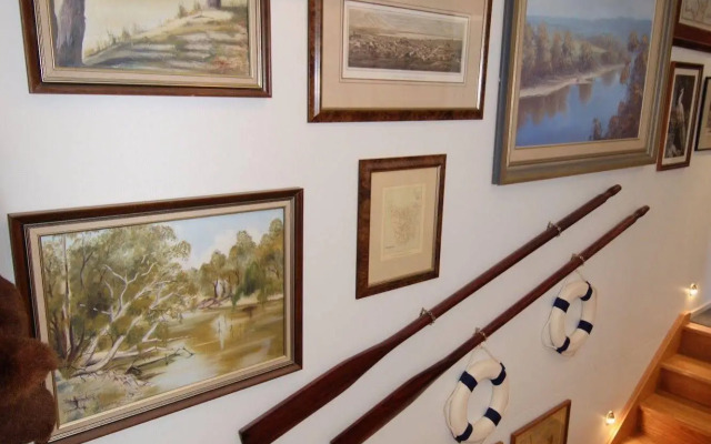 Anchors Aweigh Bed & Breakfast