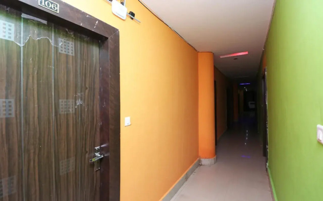 Maa Barabhuja Guest House by OYO Rooms