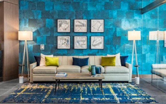 Global Luxury Suites at Woodmont Triangle South