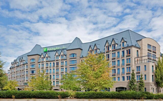 Holiday Inn Hotel & Suites North Vancouver, an IHG Hotel