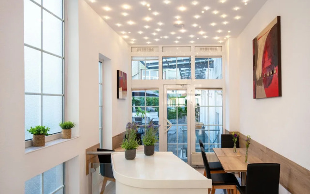 Relax Hotel & SPA Stuttgart