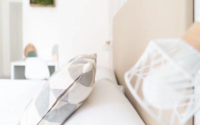 White Gioberti Guesthouse