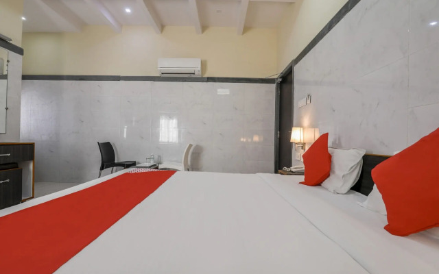 OYO Flagship 9352 Hotel SRC Grand