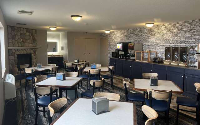 AmericInn by Wyndham Viroqua