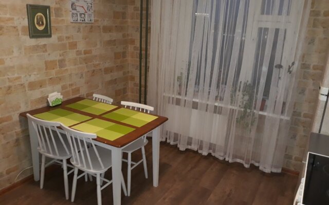 Kvartira U Nmits Im. Almazova Apartments