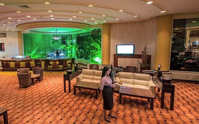 Crowne Plaza - Maruma Hotel & Casino