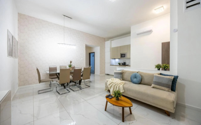 Exclusive Downtown Dream Home by Prestige Gallery