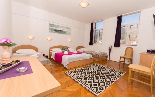 Guest House Mamut