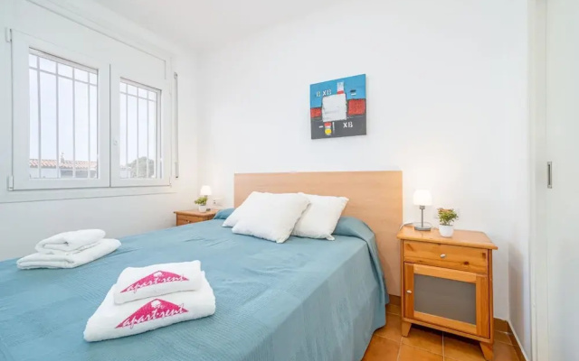 Affordable Beachfront Getaway for Couples