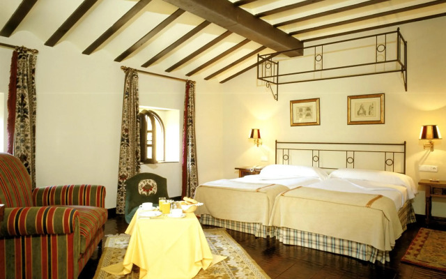 Parador De Santillana De Gil Blas