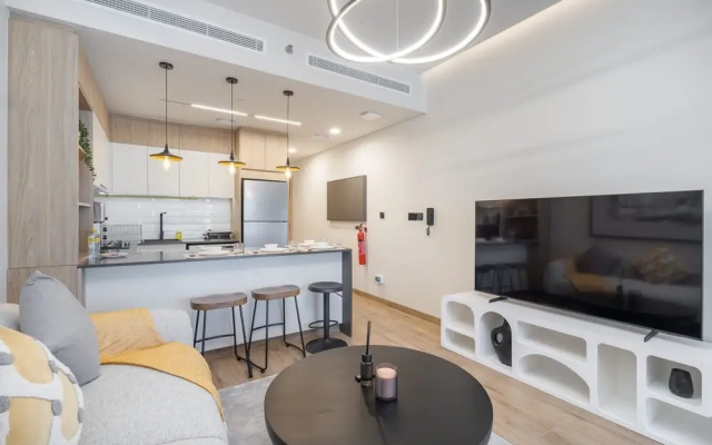 Classic Flat in JVC That Sleeps 2