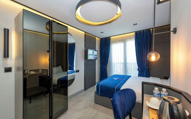 The Private Airport Hotel