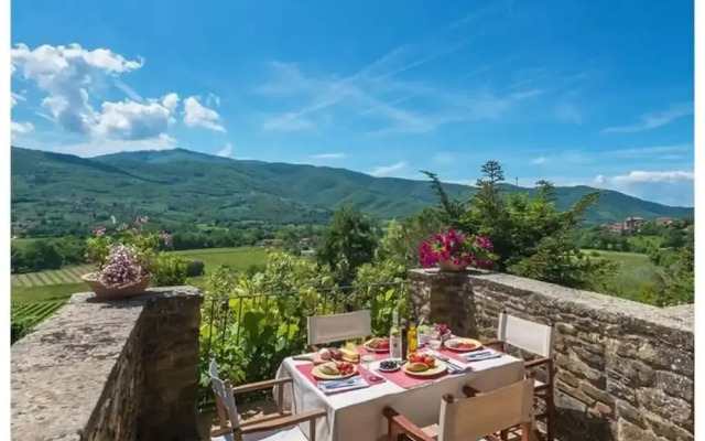 Villa Rinaldo Comfortable Holiday Residence