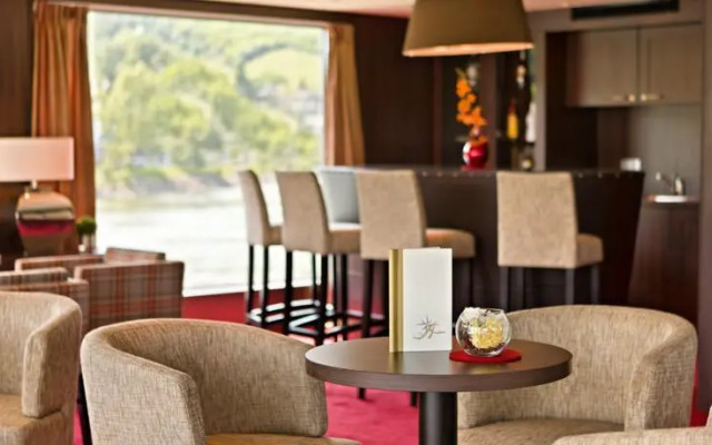 Regis Hotelschiff 4* Düsseldorf