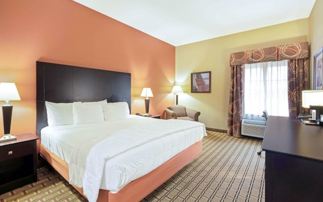 La Quinta Inn & Suites by Wyndham McAlester