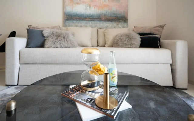 Luxury 2R Best location Amazing terrace