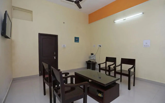OYO Rooms C Road Paota